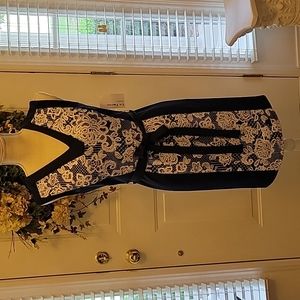 Enfocus Studio navy blue white floral dress tie belt Vneck sleeveless sz 4 New…